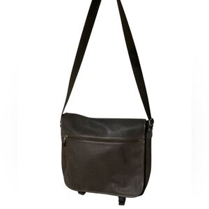 GAP Brown Messenger Bag with Adjustable Strap and Minimalist Design